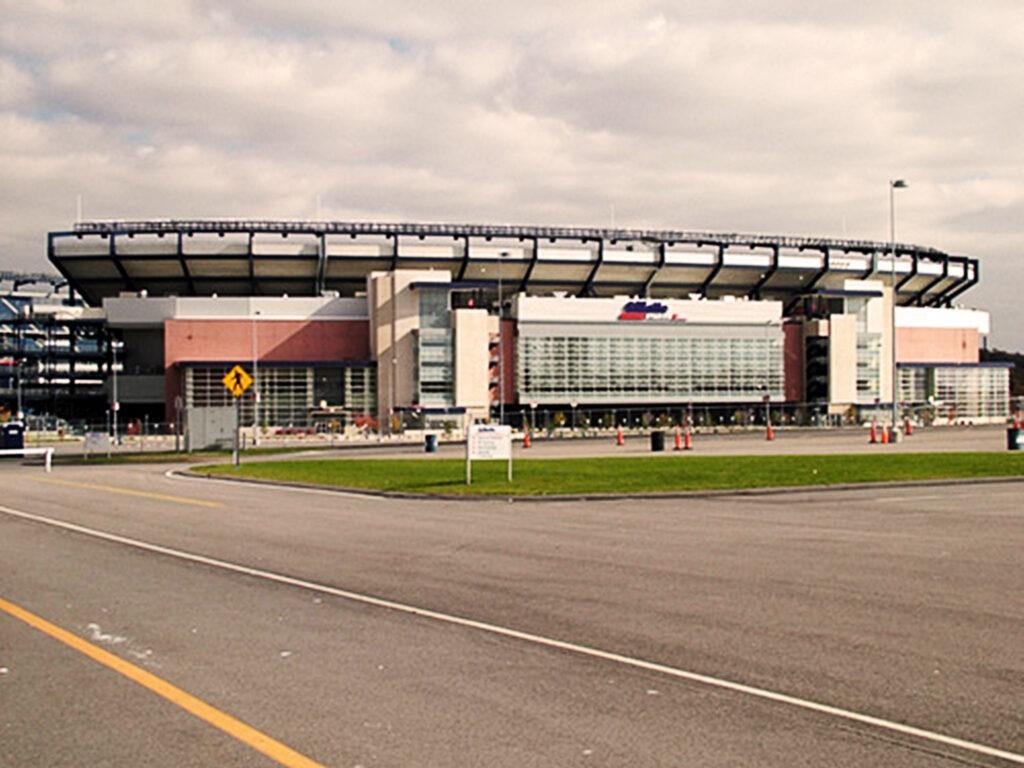 Außenansicht des Gillette Stadium in Foxborough, Heimstätte der New England Patriots